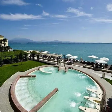 Готель Grand Terme
